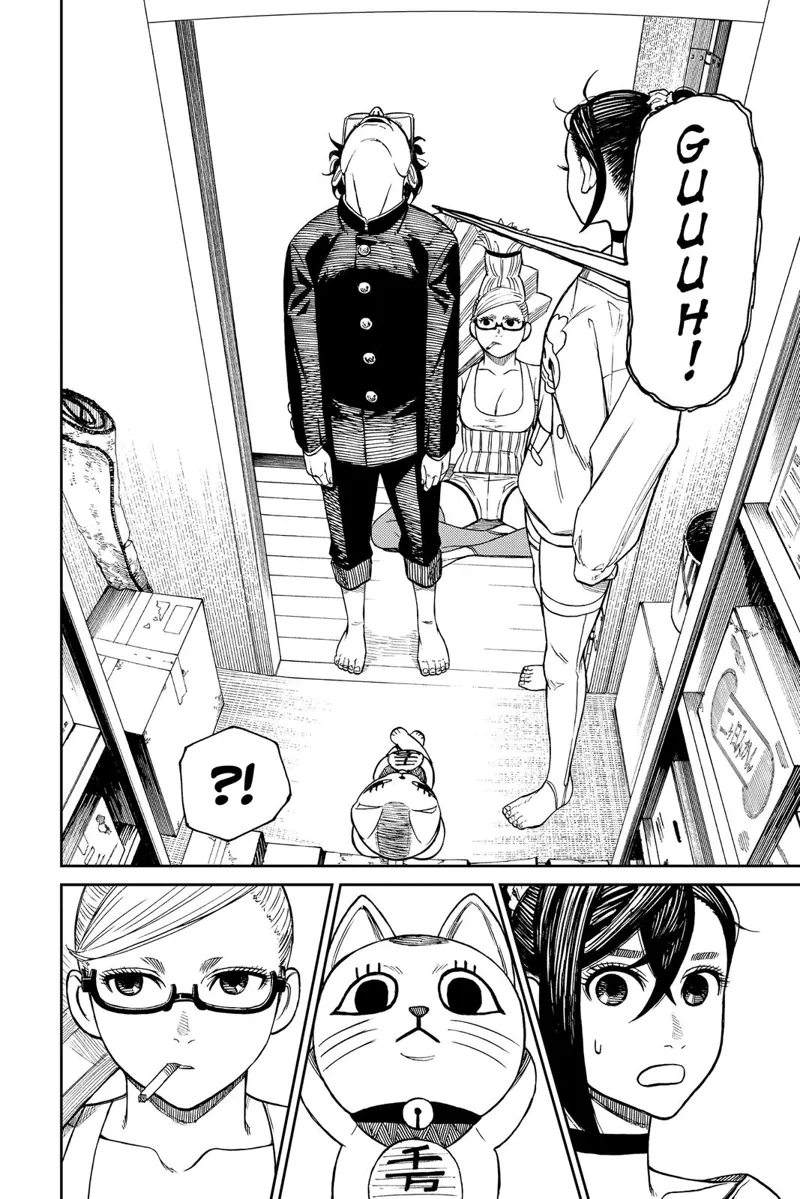 Okarun raises his head. Grandma sits beside him. Momo looks at him.