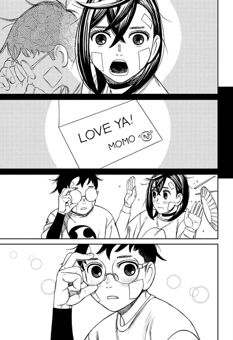 Momo recalls the sweet note she left at Okarun's curry. Okarun looks at her.