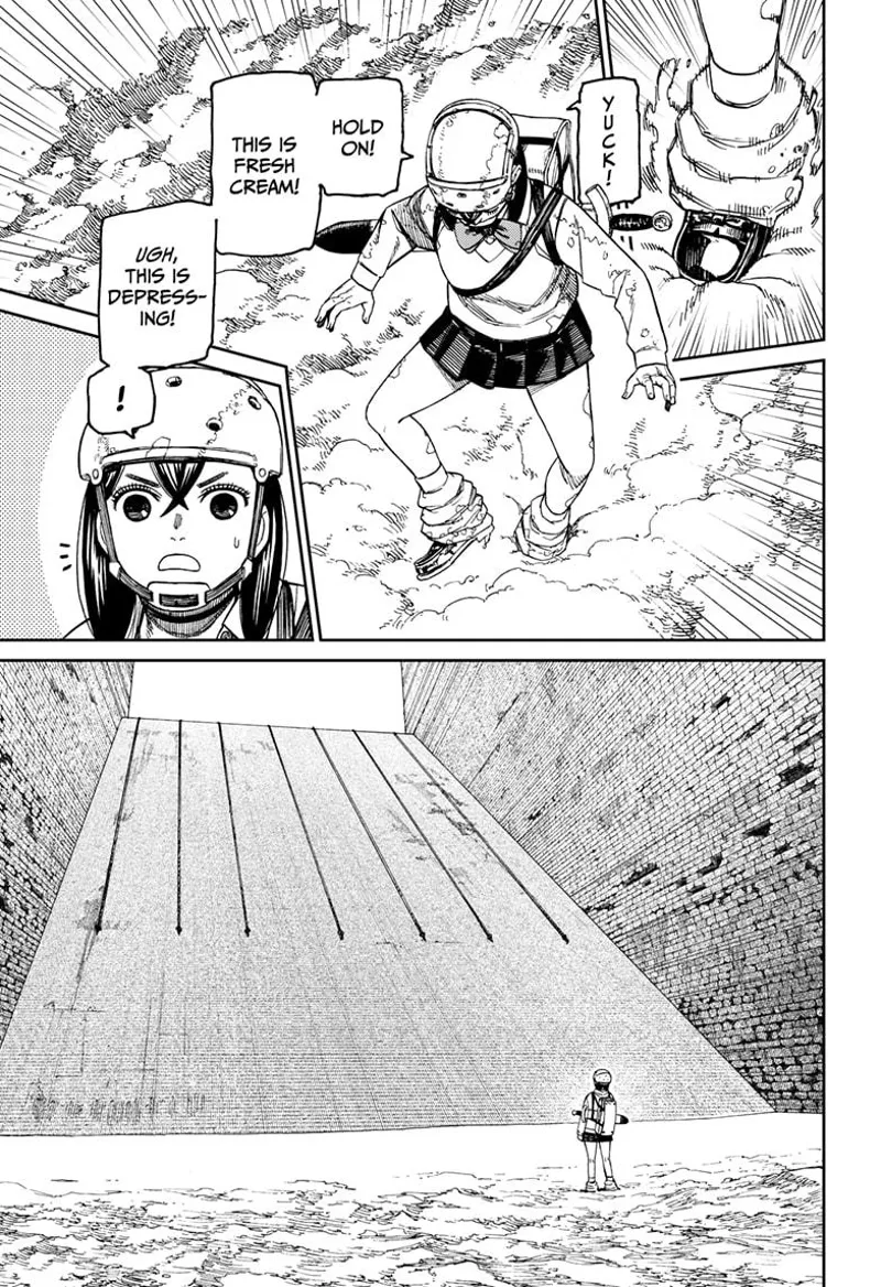 Momo has difficulty walking on a fresh cream. She sees a huge ramp before her.