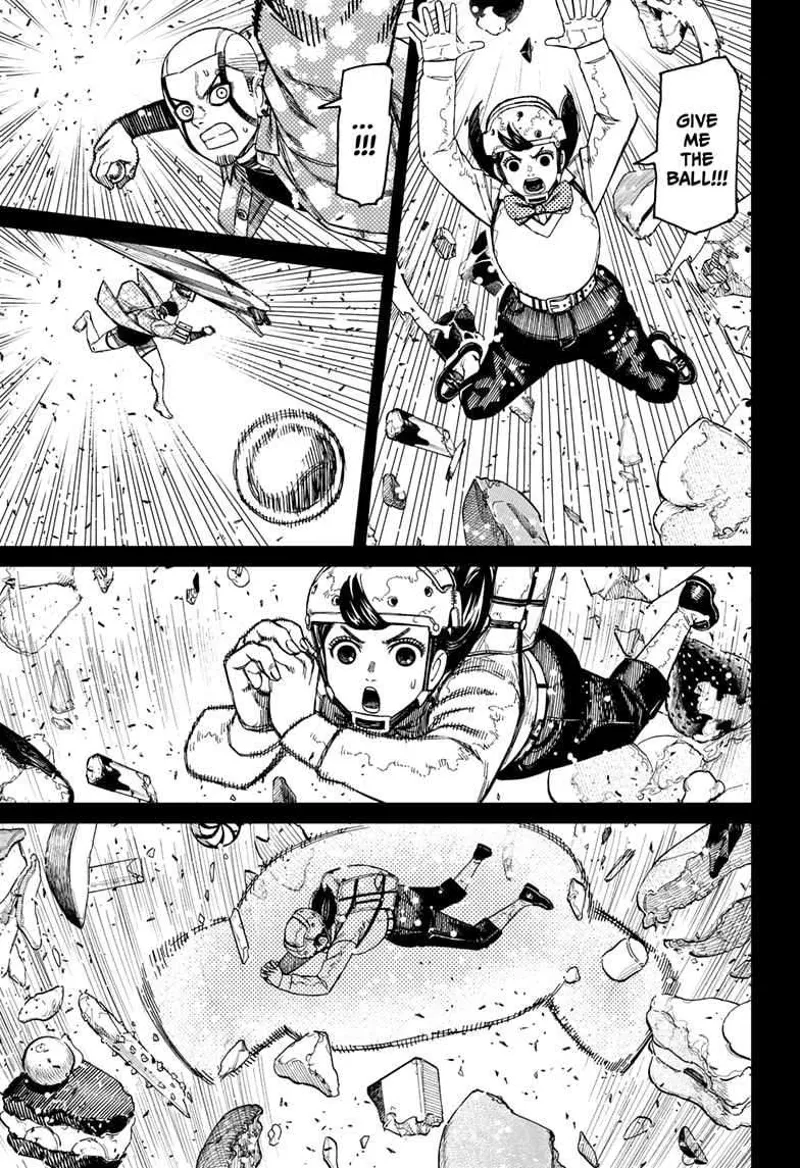 Momo jumps and freefalls. Zuma throws her the ball. Momo uses her powers.