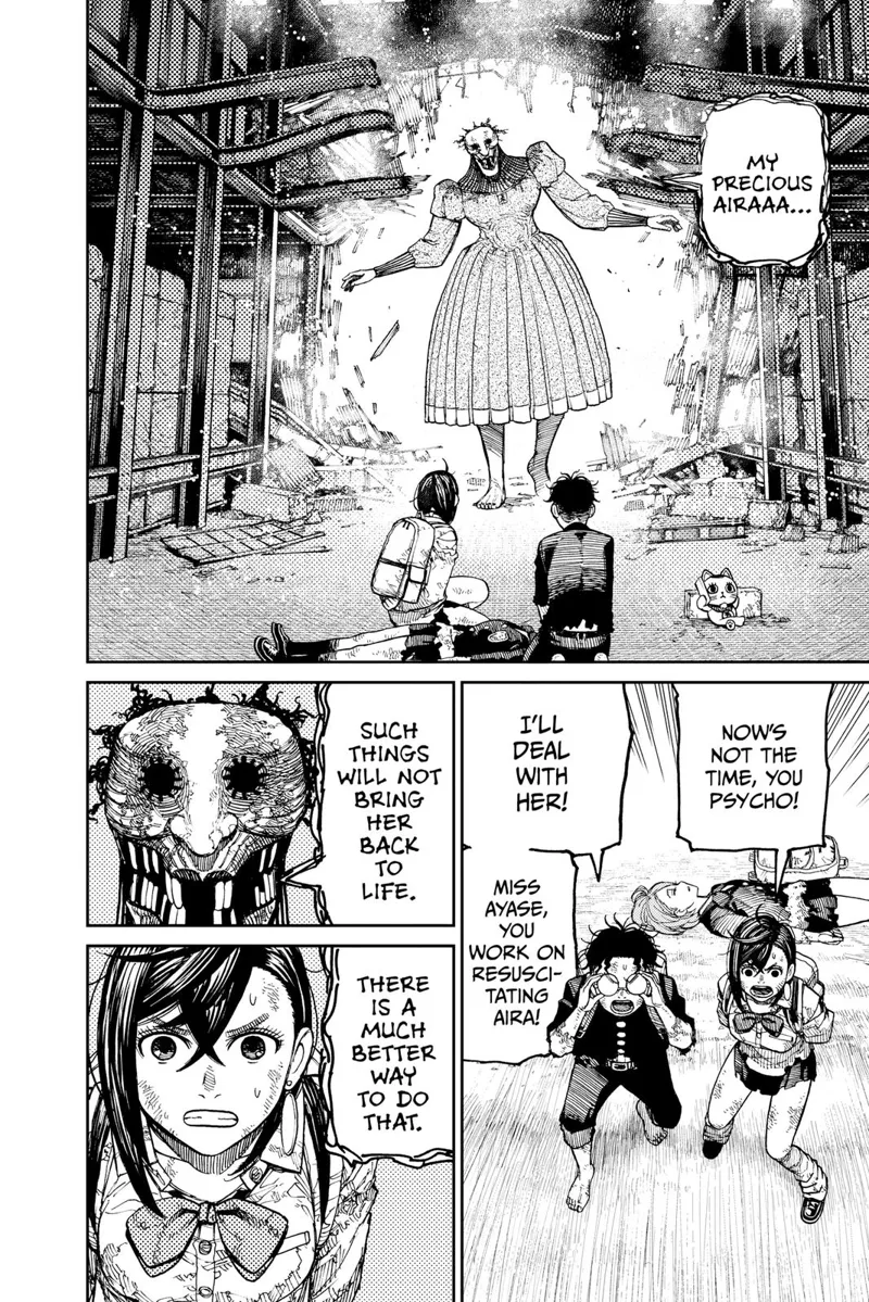 Acro-Silky appears and walks towards them. Momo and Okarun prepare to fight her.