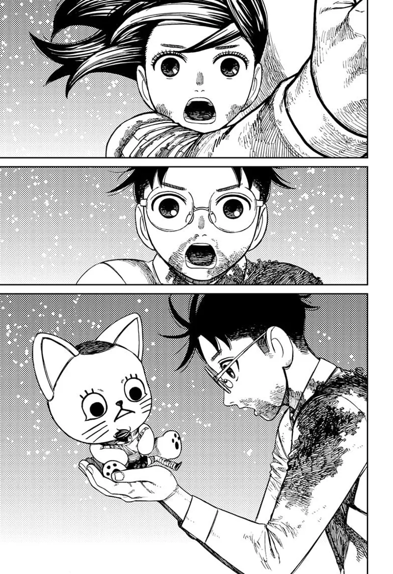 Okarun and Momo wonders. Turbo Granny turns back to normal while Momo is tiny. Okarun holds them in his palm.