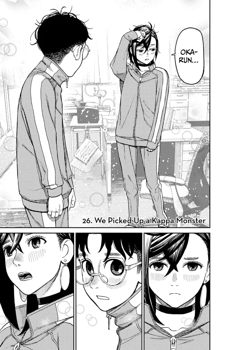 Momo calls Okarun and tries to say something. Okarun listens to her.
