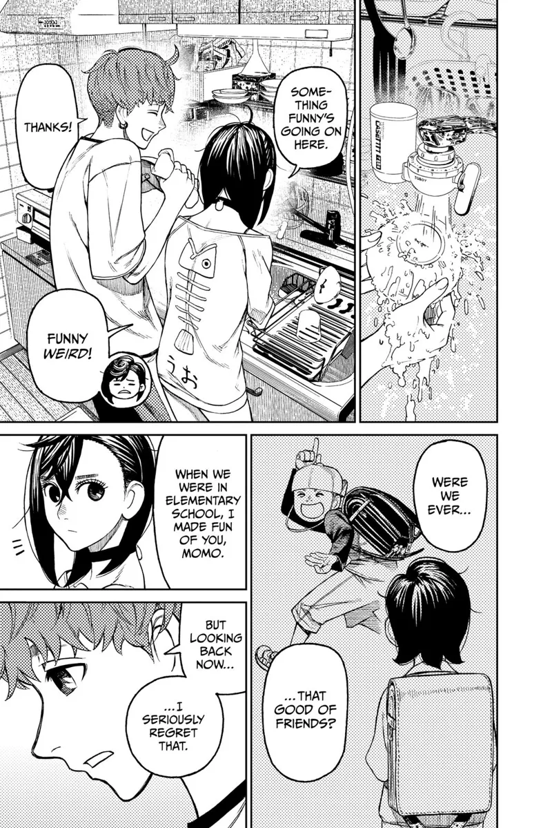 Momo and Jiji are washing dishes. Jiji apologizes to Momo for making fun of her when they were young.