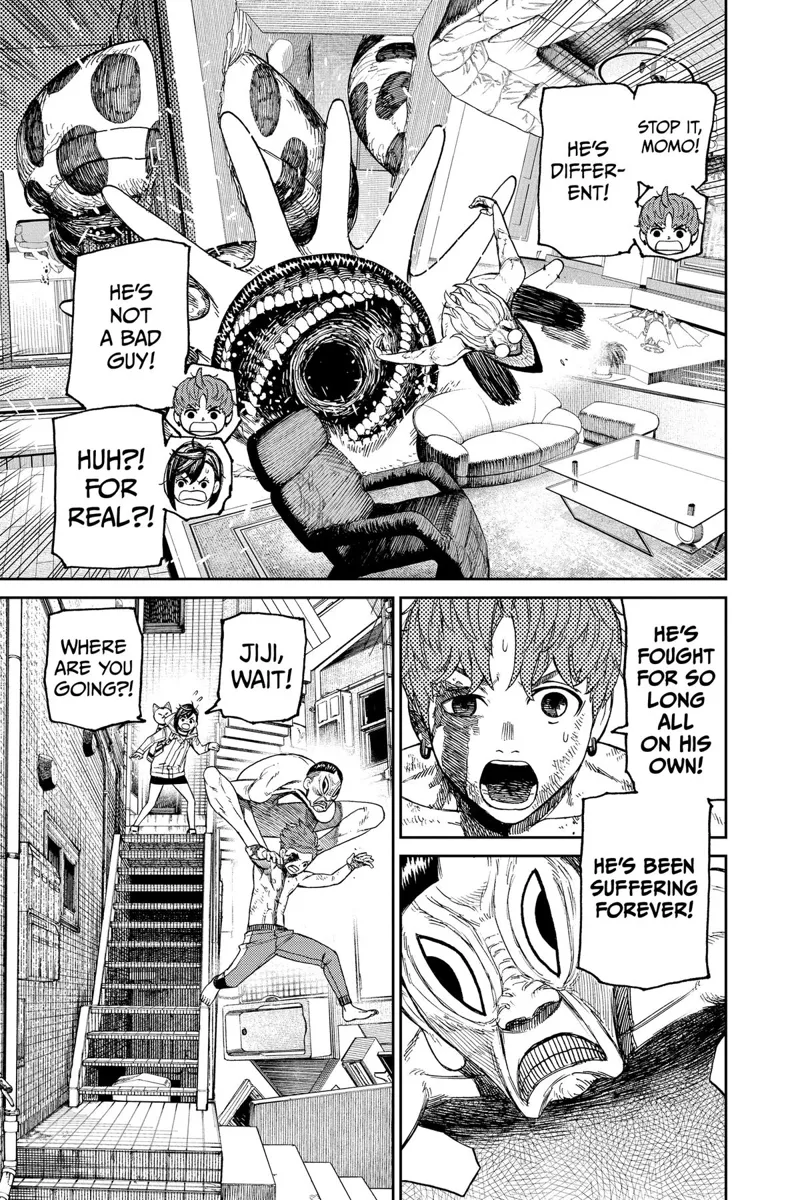 The Kuragari attacks Momo, Okarun, and Jiji. Jiji tells Momo to stop attacking the Evil Eye.