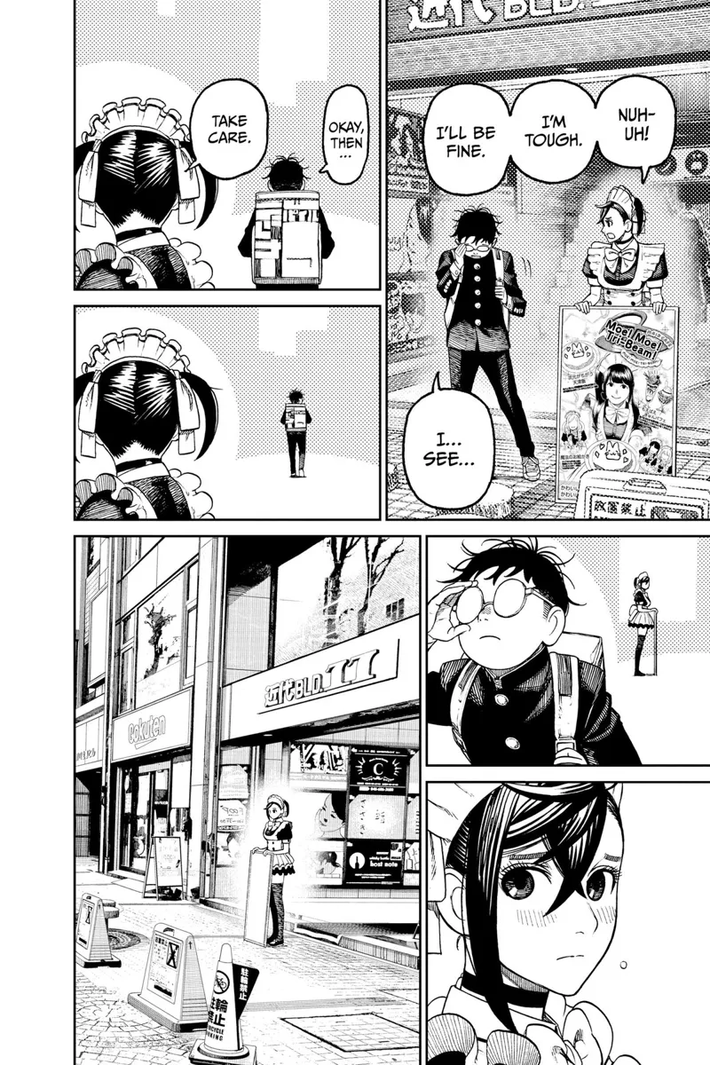Momo insists and tells Okarun to go home. Okarun complies and walks away.