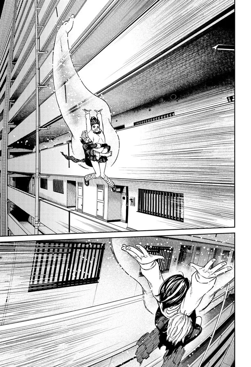 Momo jumps into the building while the cursed Okarun grabs her. She uses her telekinetic hand to land on the next floor.