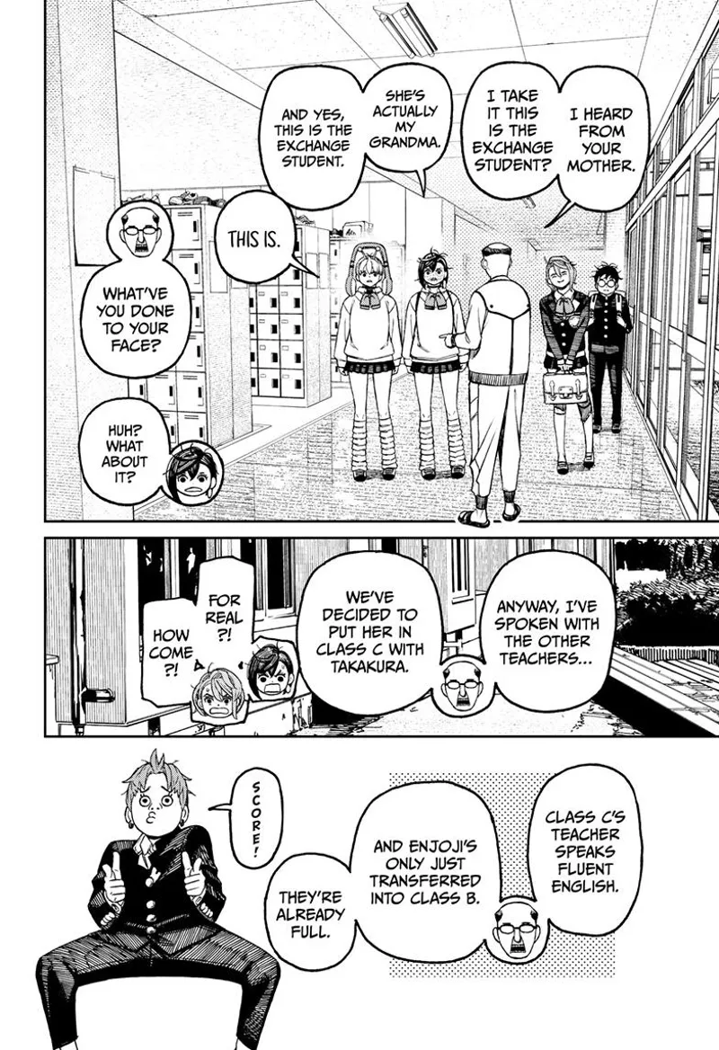 The teacher asks Momo about the transfer student Vamola and tells them she will be in Class C with Okarun.