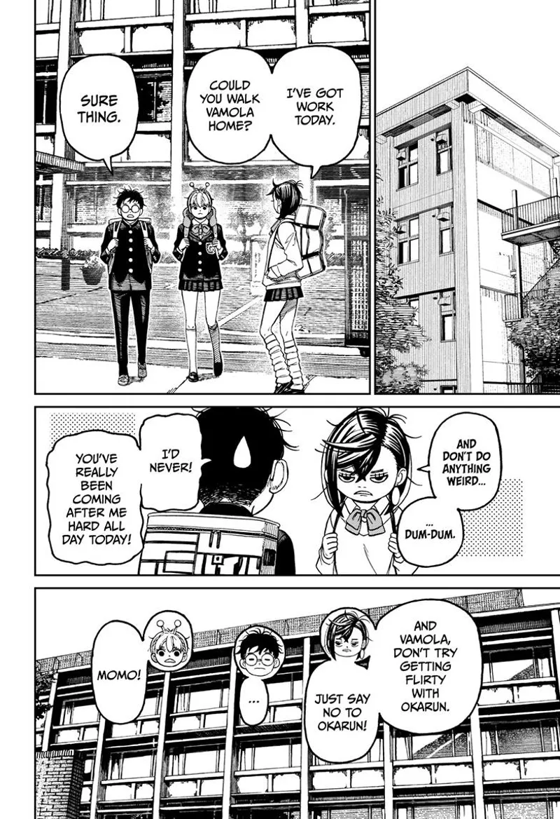 Momo tells Okarun to walk Vamola home as she has a part-time job. She tells Okarun and Vamola not to flirt.