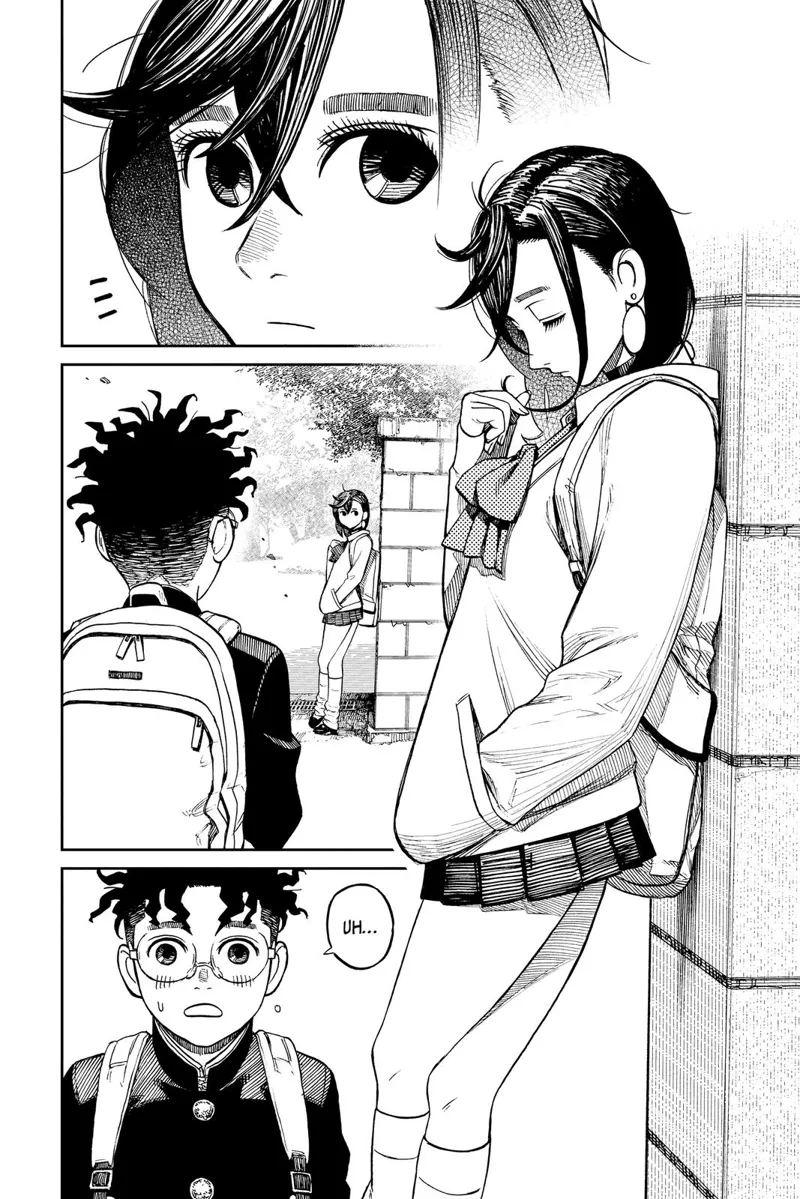 Okarun sees Momo waiting for him just outside, leaning on the wall.
